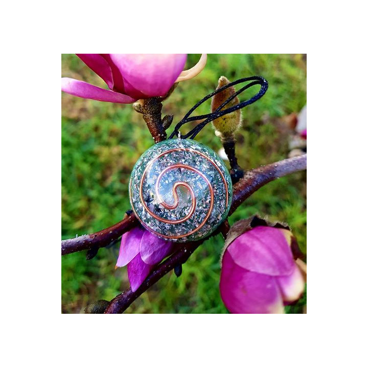 Orgonite - Colgante con collar - verde