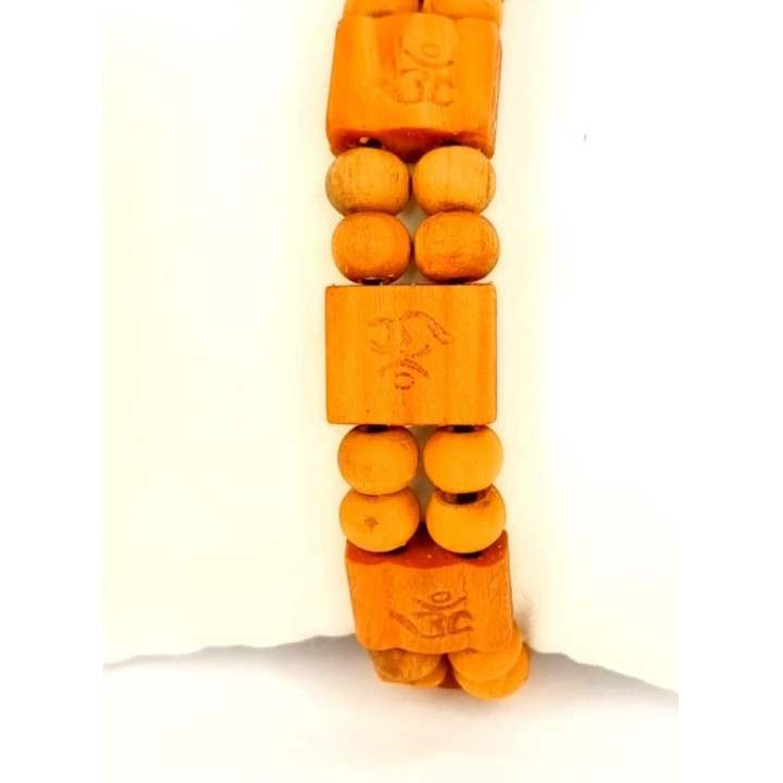 Pulsera Budista de Madera con OM – Buenas Energías